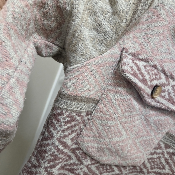 Papillion Tribal Aztec Printed Shacket Jacket - Picture 2 of 7